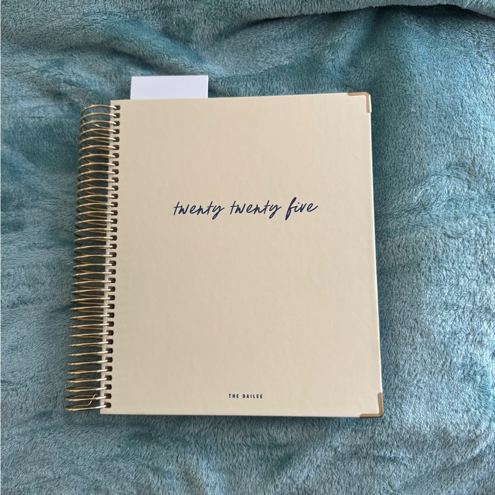 The Dailee Minimalist Planner